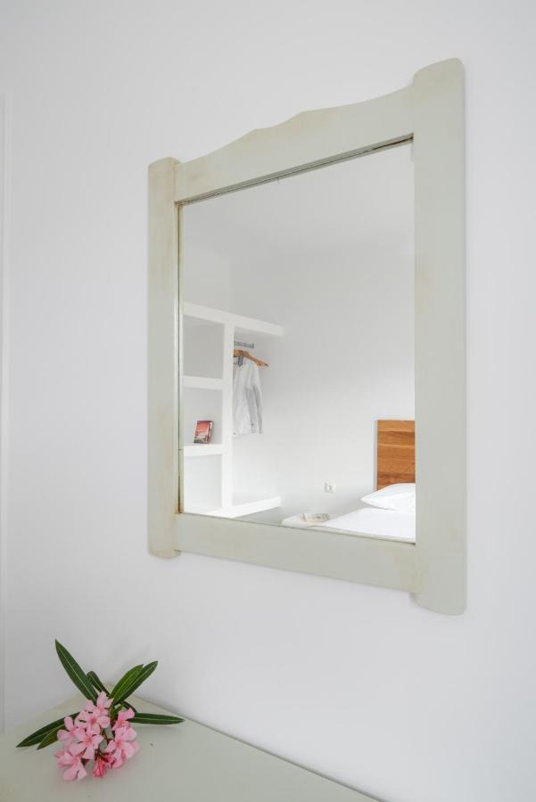 Firoa Studios Donoussa Buitenkant foto