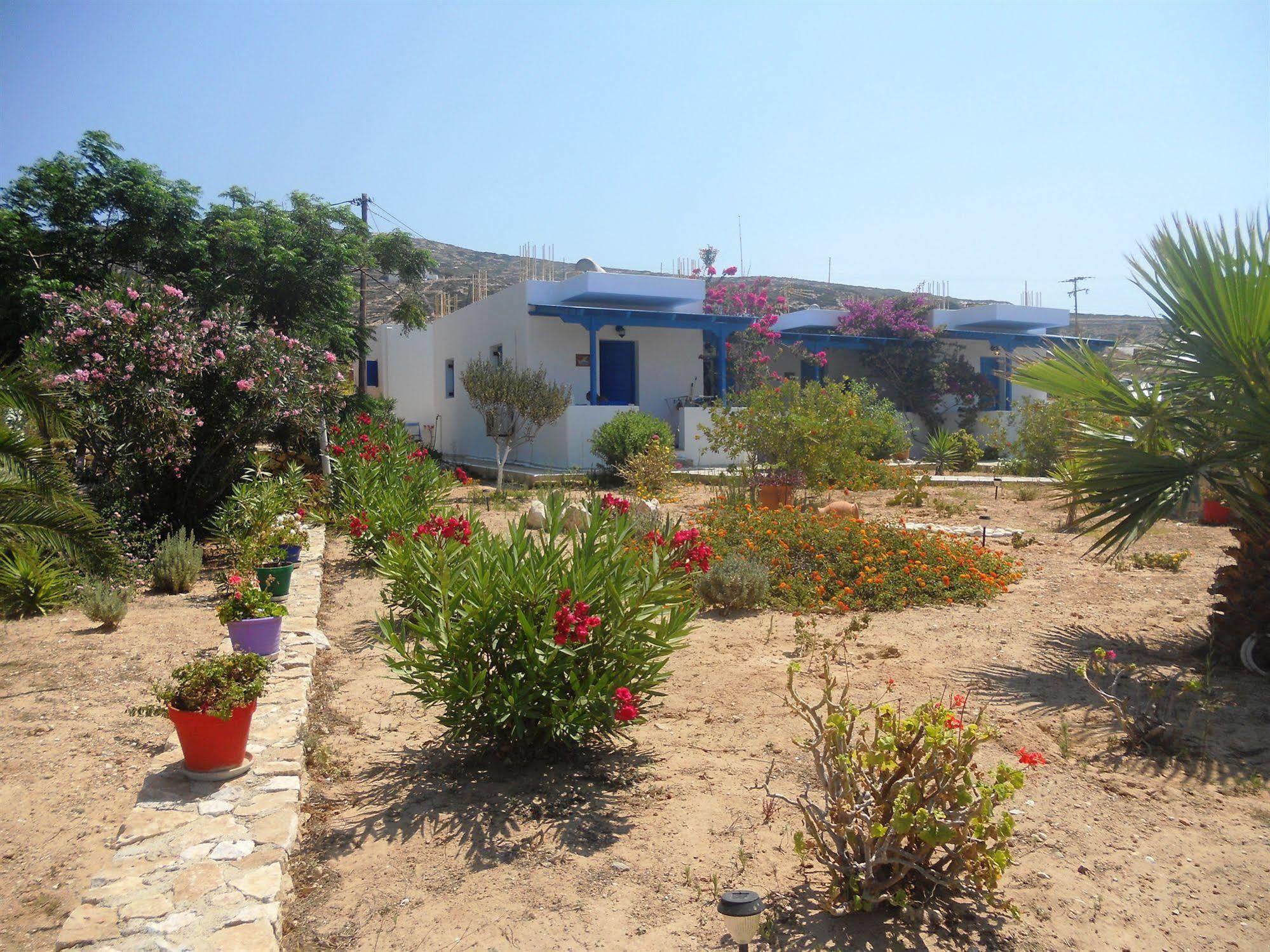 Firoa Studios Donoussa Buitenkant foto