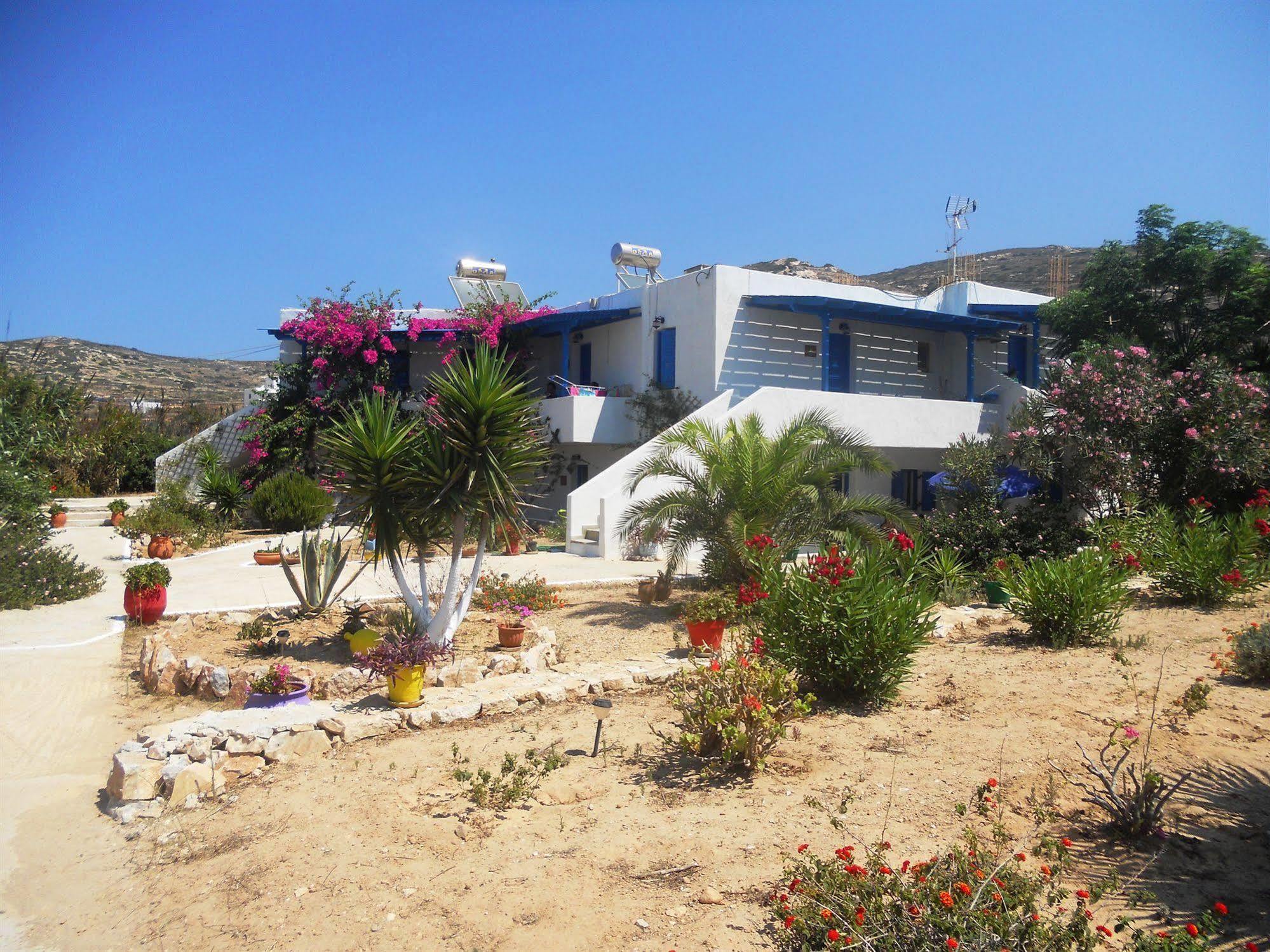 Firoa Studios Donoussa Buitenkant foto