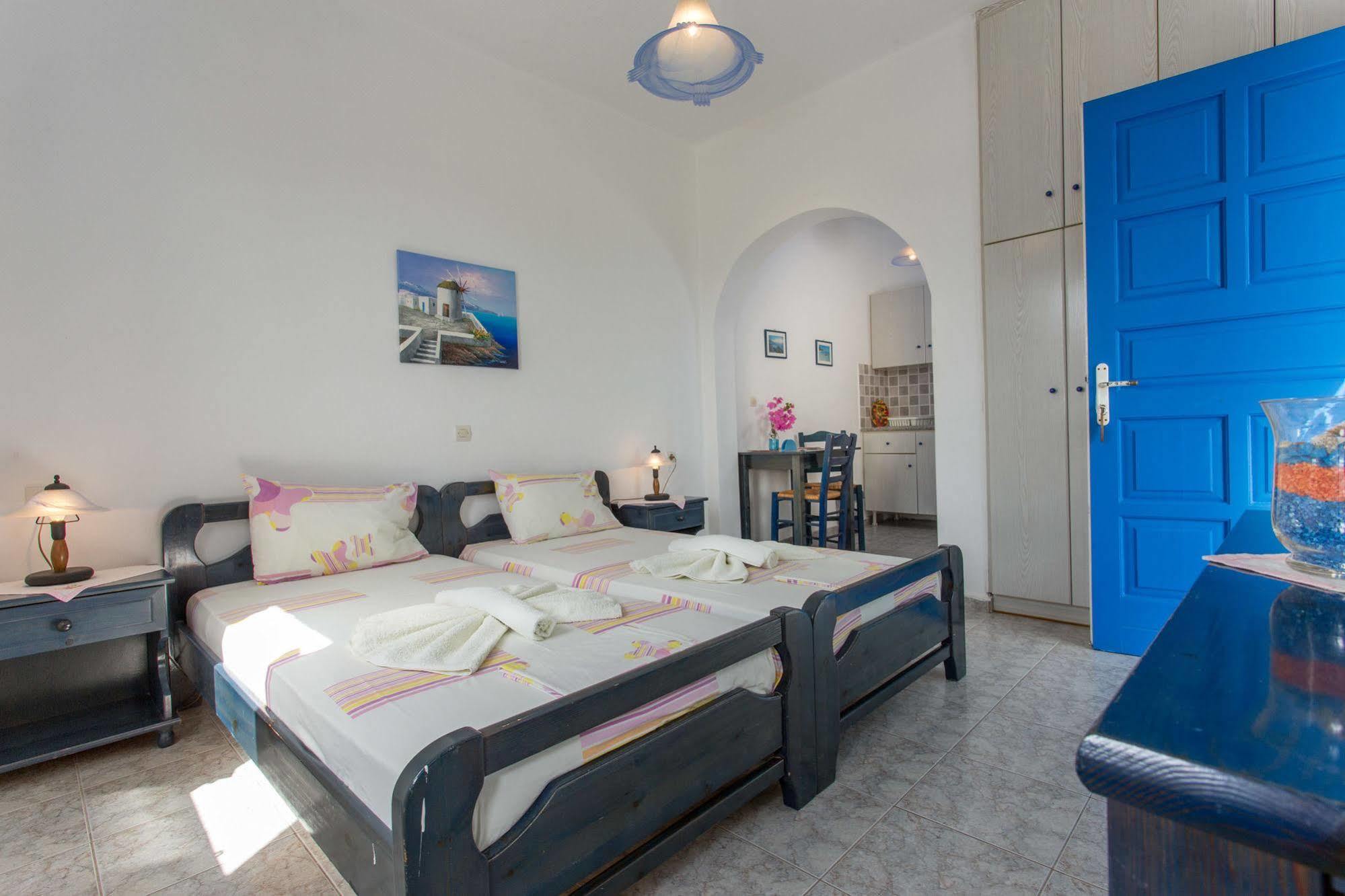 Firoa Studios Donoussa Buitenkant foto